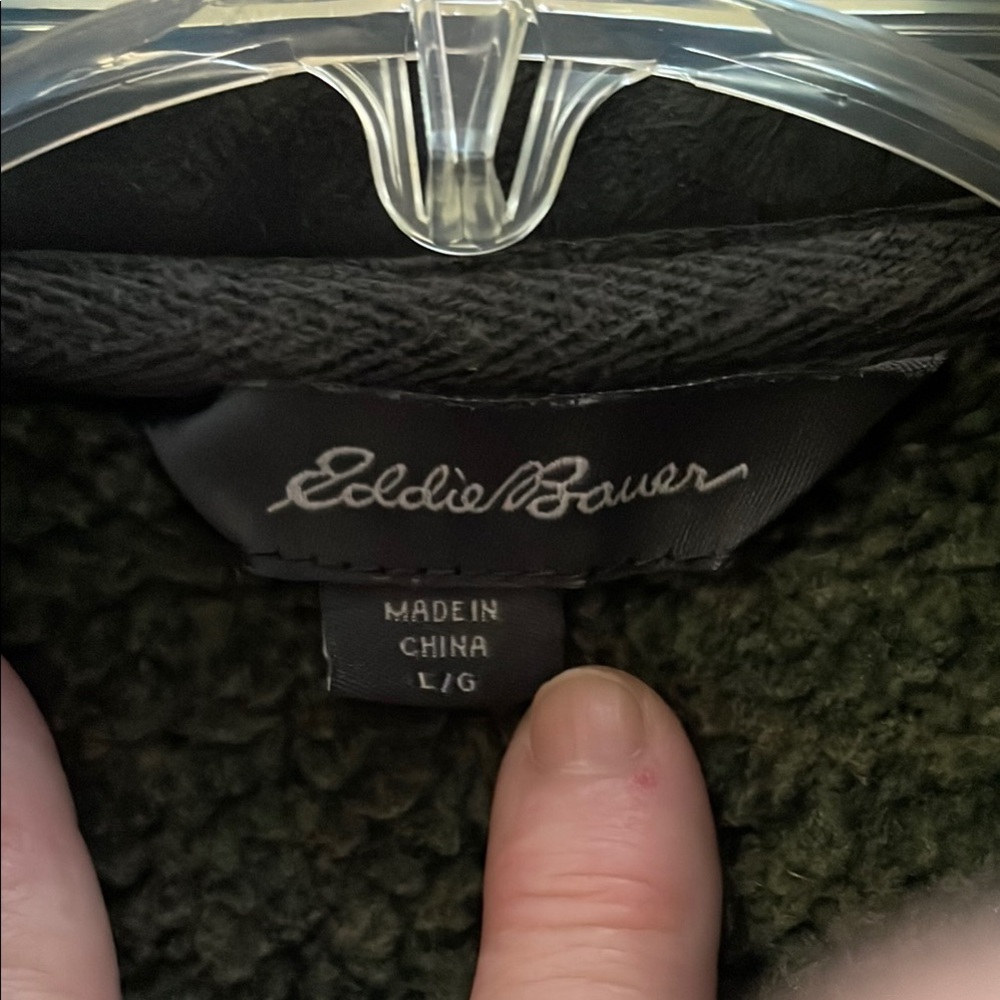 Eddie Bauer Men's Green 1/4 zip Sweater - Picture 6 of 8